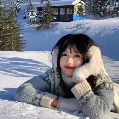 秦明凝